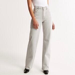 Abercrombie & Fitch High Rise 90s Relaxed Jean Icy Grey Size 31 Short NWT